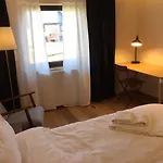 Dharma Hotel