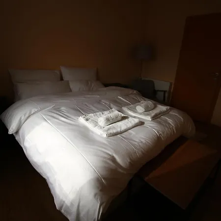 Dharma מלון Florennes